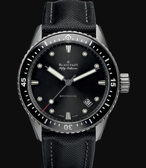 Review Blancpain Fifty Fathoms Watch Review Bathyscaphe Replica Watch 5000 1230 B52A